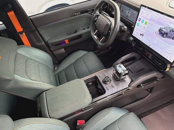 Jetour T2 2.0L 4WD 2025 - GCC Specs -Under Warranty Till 2035!