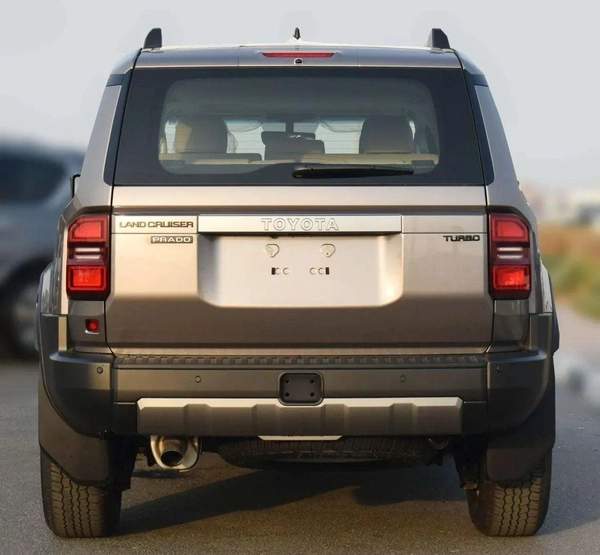 Toyota Prado Prado 2.4L 2026 MID OPTION