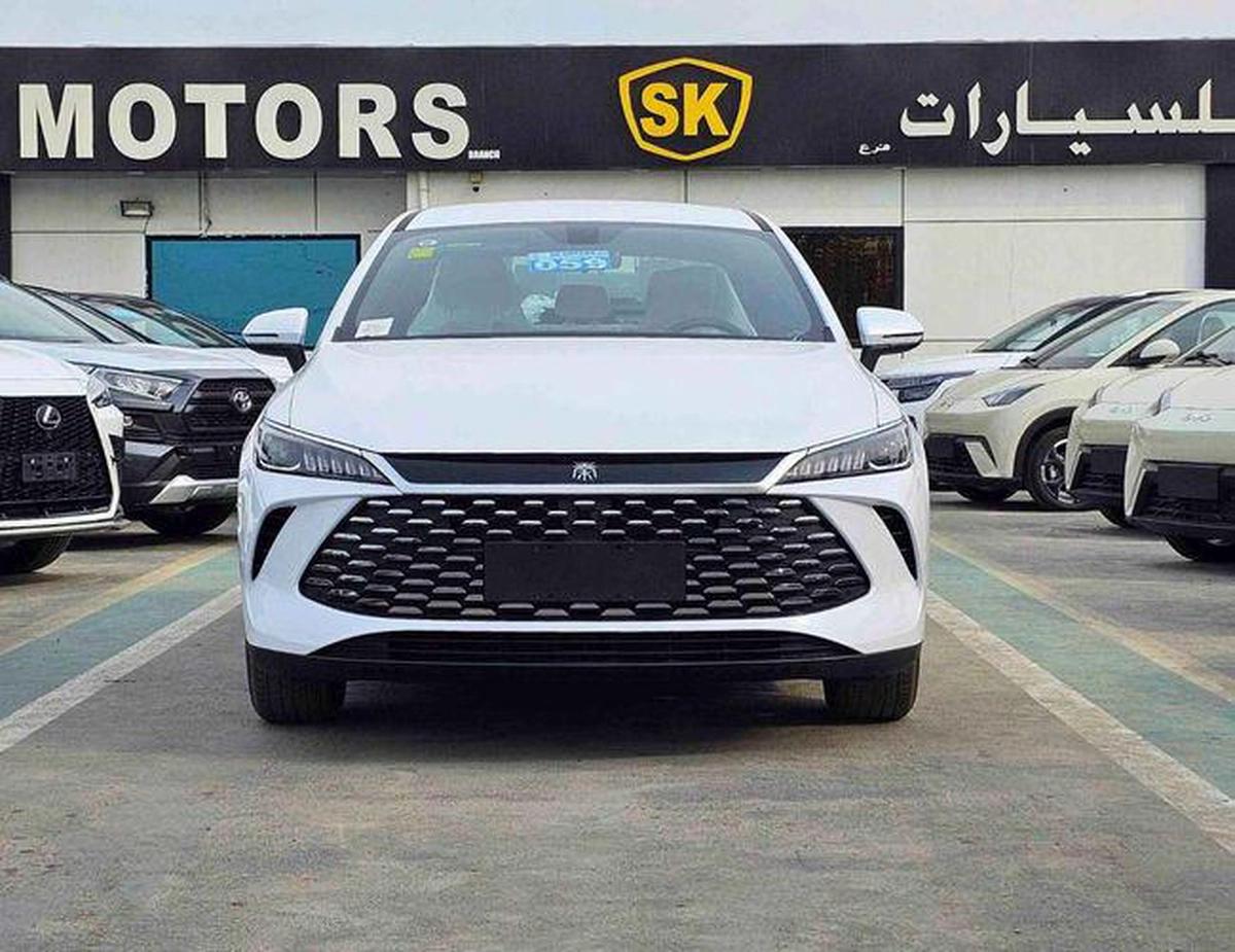 BYD QIN PLUS DMI 55 KM PLUG IN HYBRID/ 1.5L V4 PETROL / DVD +CAMERA / PUSH START / LEATHER SEATS (CODE # QINPDMI)-1-1
