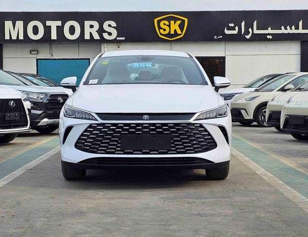 BYD QIN PLUS DMI 55 KM PLUG IN HYBRID/ 1.5L V4 PETROL / DVD +CAMERA / PUSH START / LEATHER SEATS (CODE # QINPDMI)