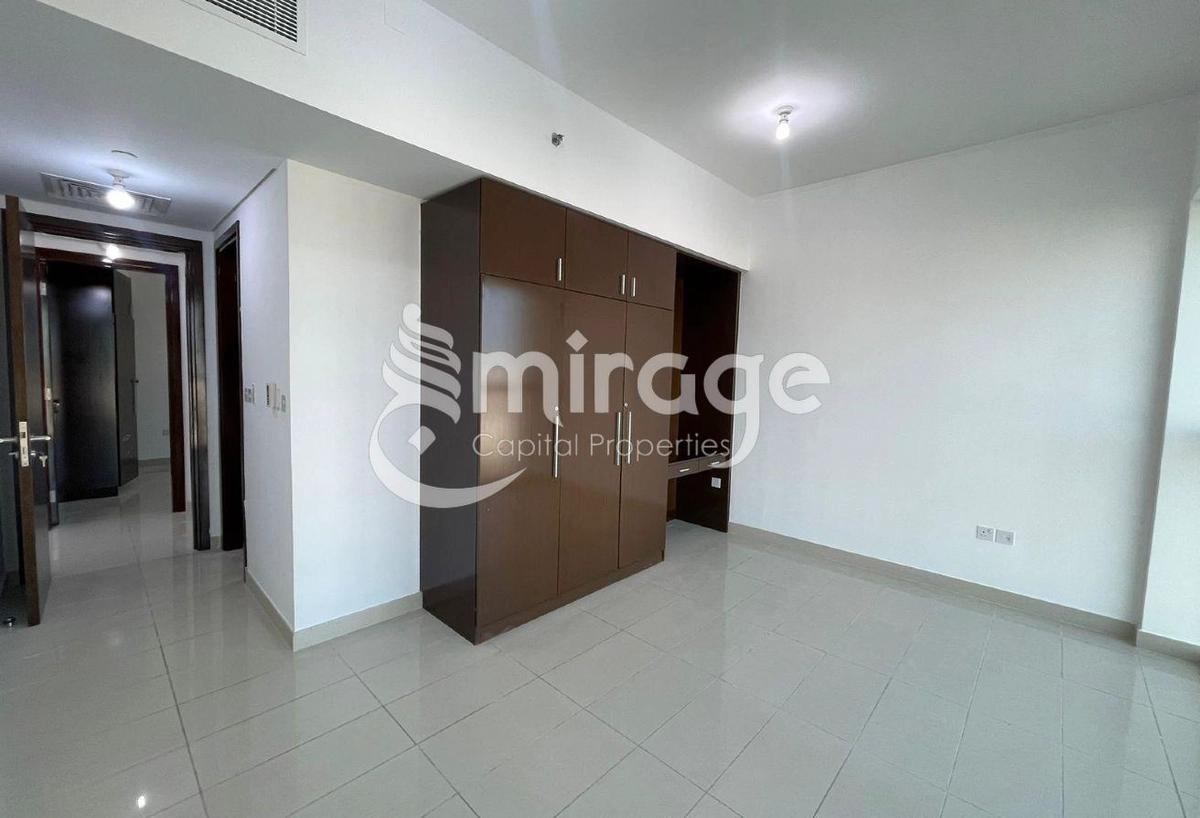 Spacious 1BR APT | Partial Sea View | Prime Area-4-4