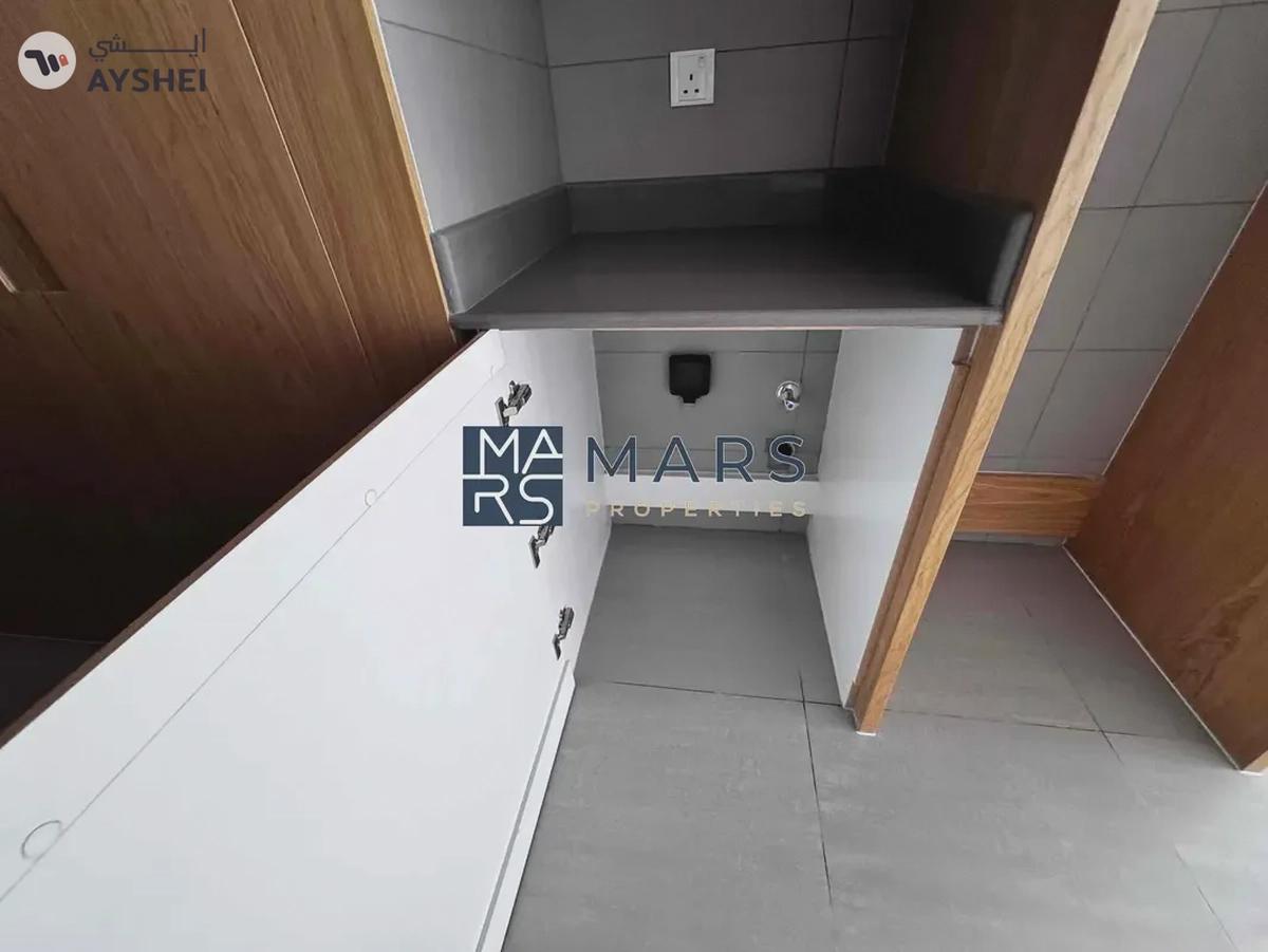 Luxurious brand new studio with balcony and all facilities in modern community-6-6