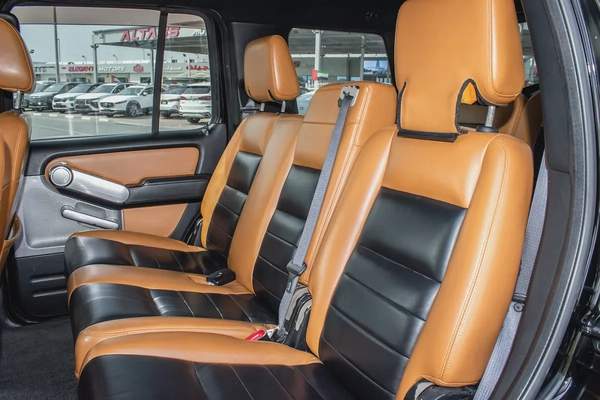 2007 - FORD EXPLORER - GOOD CONDITION - ONLY 95,000 KM