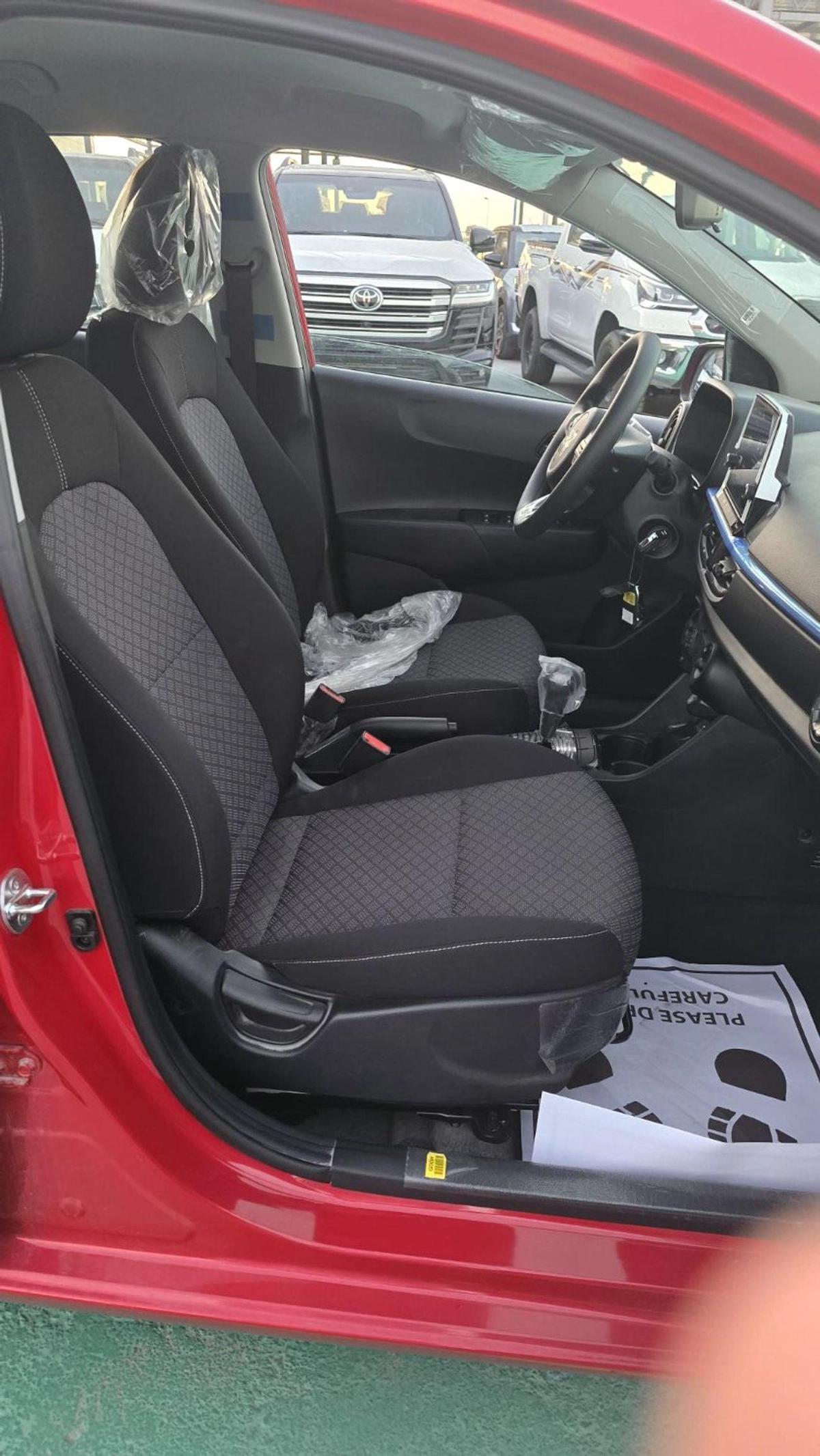 Kia Picanto LX 1.2L-8-8