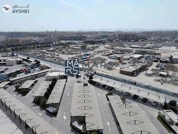 Poolside Luxury: 2BR Apartment with Scenic Views