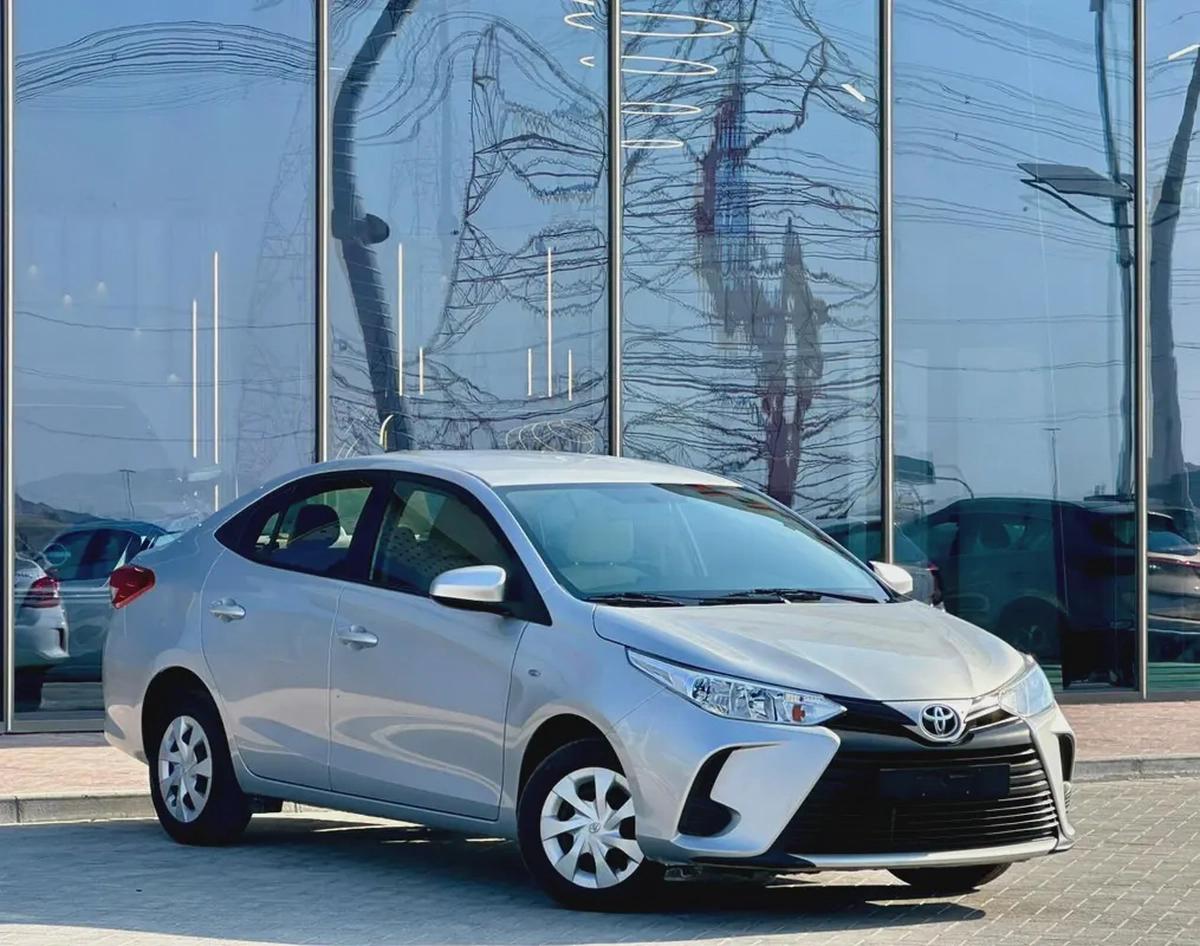 TOYOTA YARIS 2022 1.5L GCC (580/-MONTHLY)-0-0