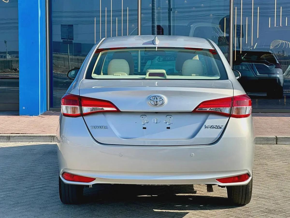 TOYOTA YARIS 2022 1.5L GCC (580/-MONTHLY)-5-5