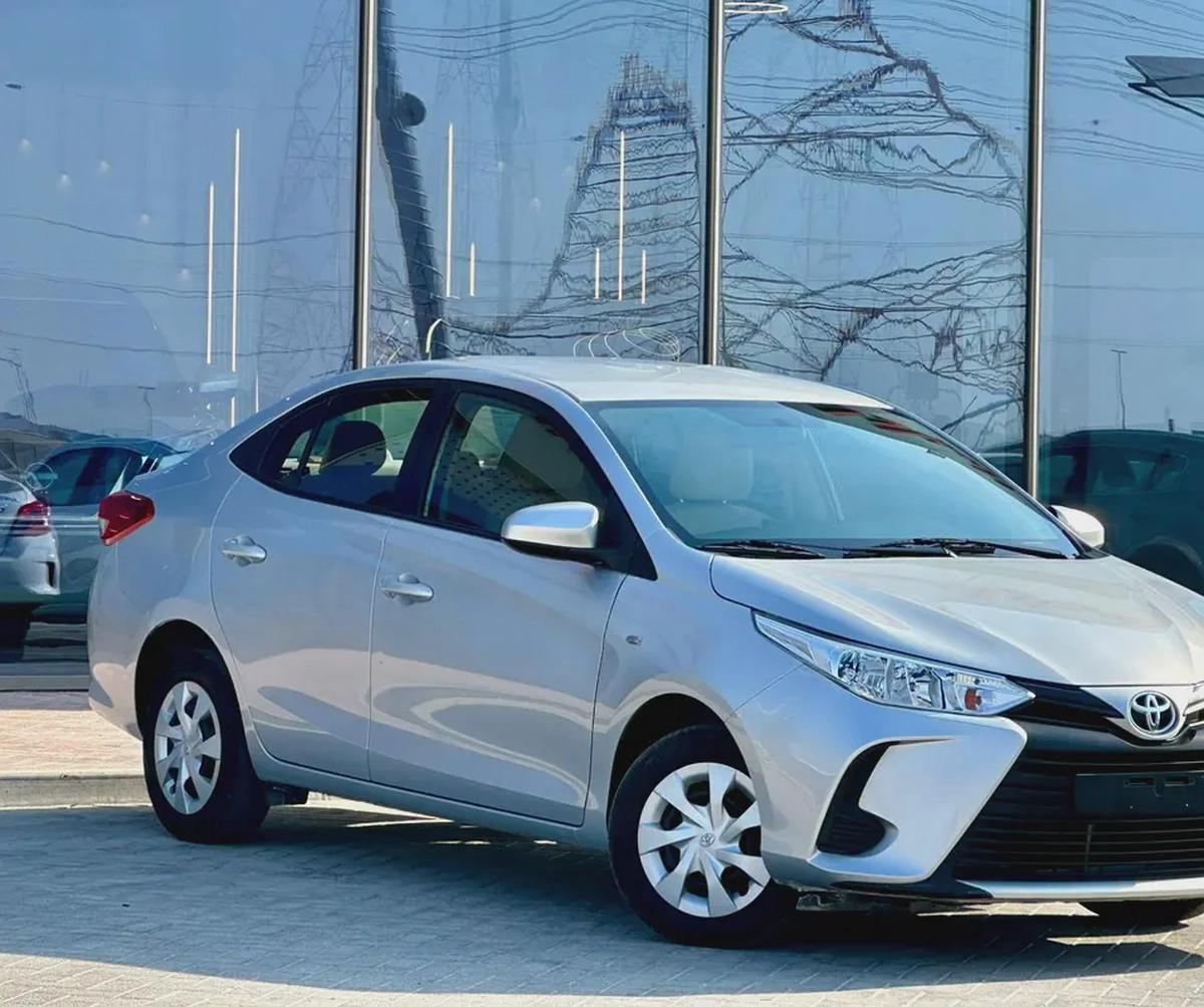 TOYOTA YARIS 2022 1.5L GCC (580/-MONTHLY)-12-12