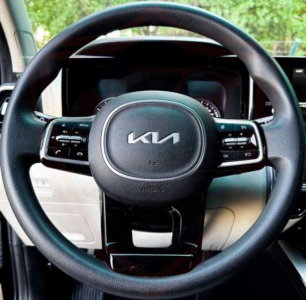 Used Kia Sorento 2023