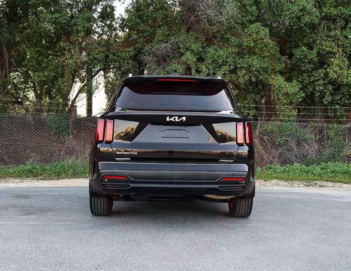 Used Kia Sorento 2023-20-20