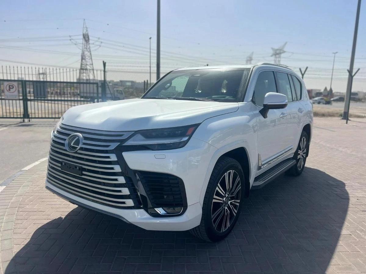 Lexus LX 600 SIGNATURE-0-0