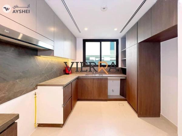 Brand New l Modern Layout l Ready To Move In