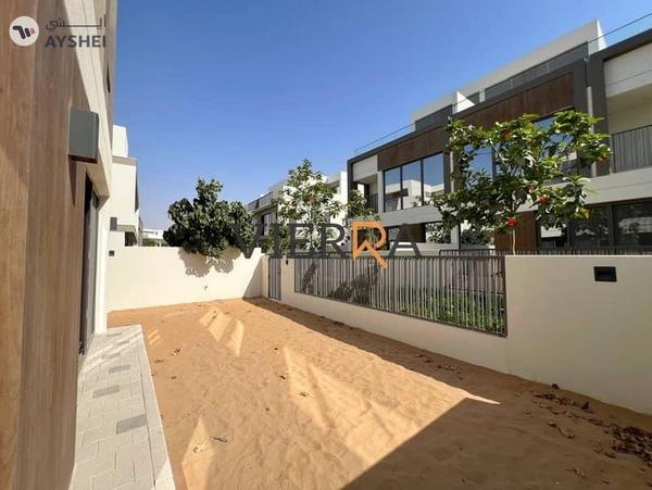 Brand New l Modern Layout l Ready To Move In