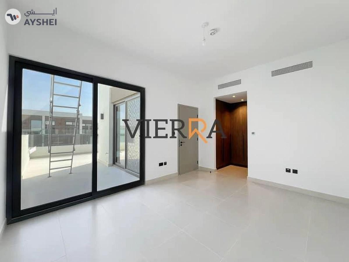 Brand New l Modern Layout l Ready To Move In-8-8