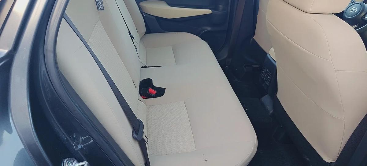 Toyota Yaris – GCC Specification Model: 2023 Mileage: 74,690 KMS Condition: Excellent, very well mai-8-8