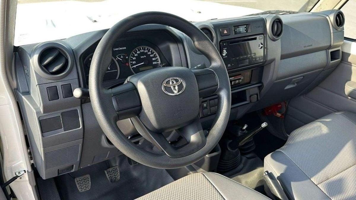 Toyota Land Cruiser Pick Up LAND CRUISER LC79 4.2L V6 DIESEL 2024-7-7