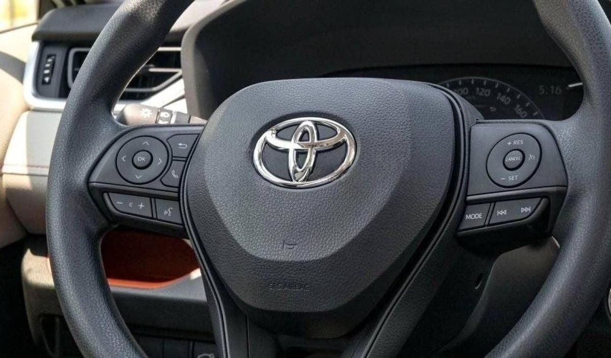 Toyota RAV4 RAV4 2.5L ADVENTURE 2024-10-10