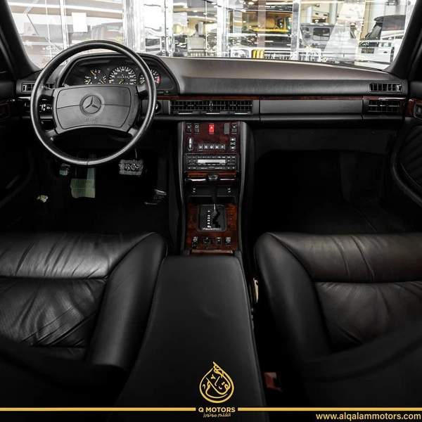 1991 MERCEDES 560SEL DONE ONLY ONLY 21,000KM ( IMMCULATE CONDITION )