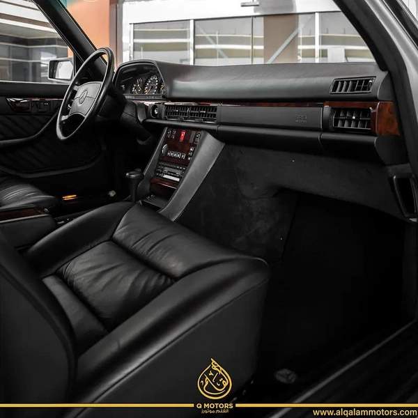 1991 MERCEDES 560SEL DONE ONLY ONLY 21,000KM ( IMMCULATE CONDITION )