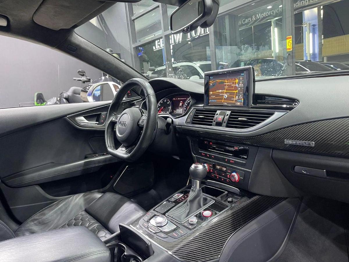 Audi RS7 Performance 4.0L-15-15