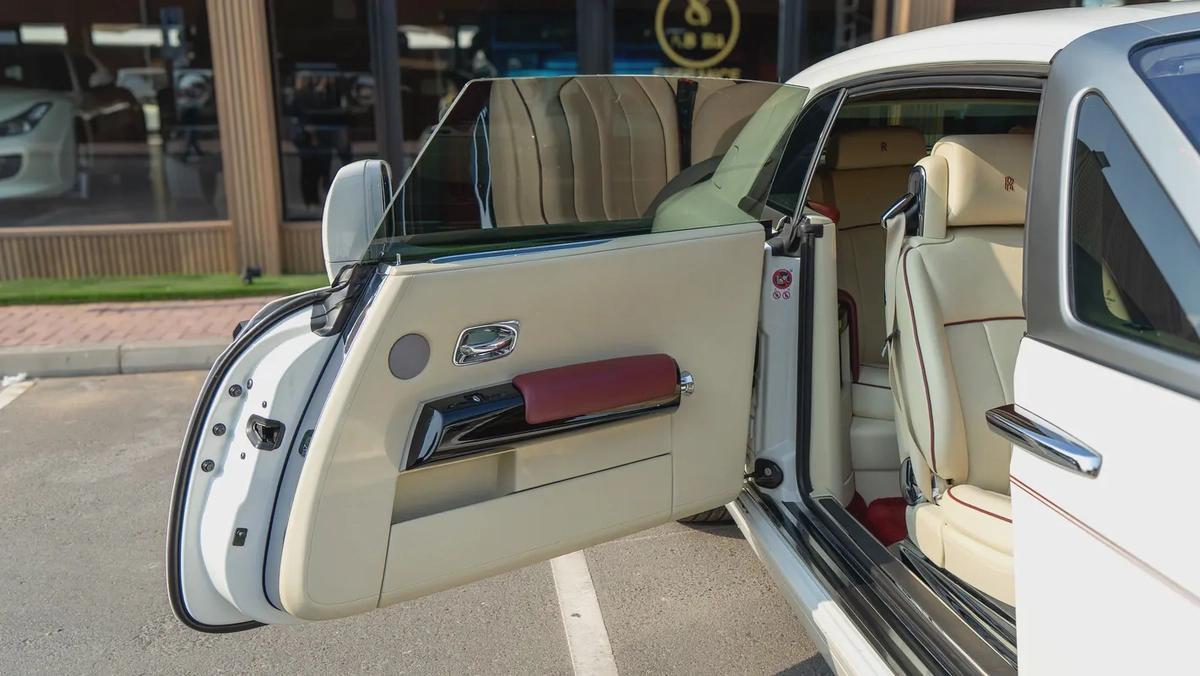 2016 Rolls-Royce Phantom | GCC | Excellent Condition | Crypto Friendly-6-6