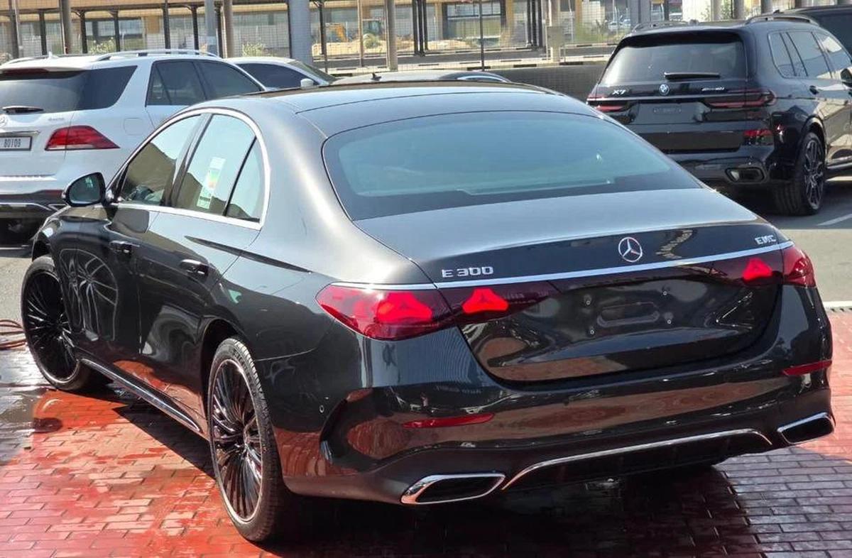 Mercedes-Benz E300 AMG Under Warranty 2026 GCC-5-5