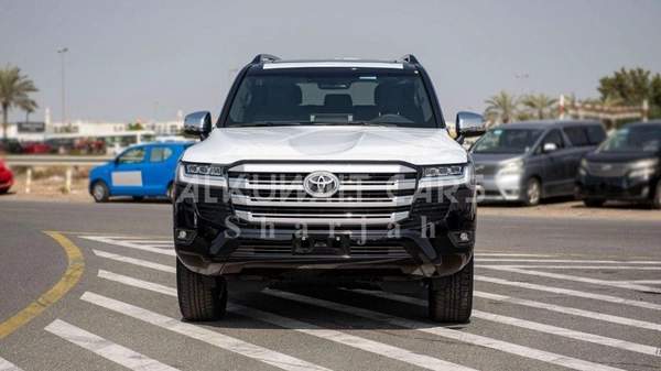 Toyota Land Cruiser TOYOTA LAND CRUISER 300 VX 3.5P AT MY2024 – BLACK