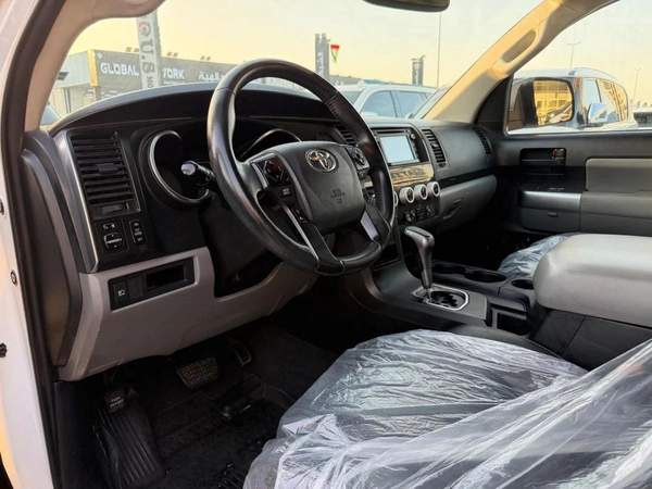 Toyota Sequoia