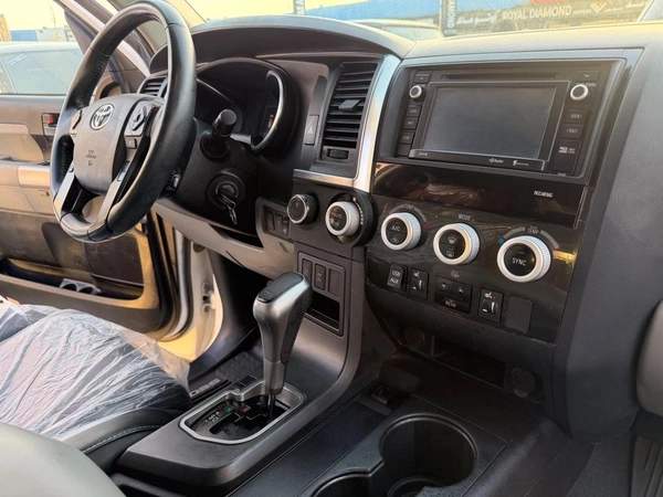 Toyota Sequoia