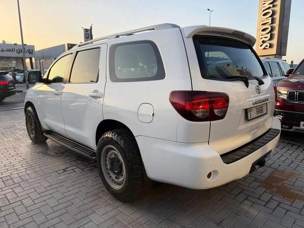 Toyota Sequoia
