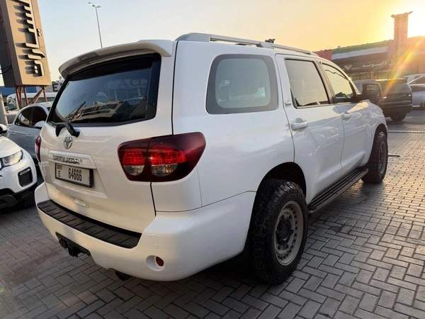 Toyota Sequoia