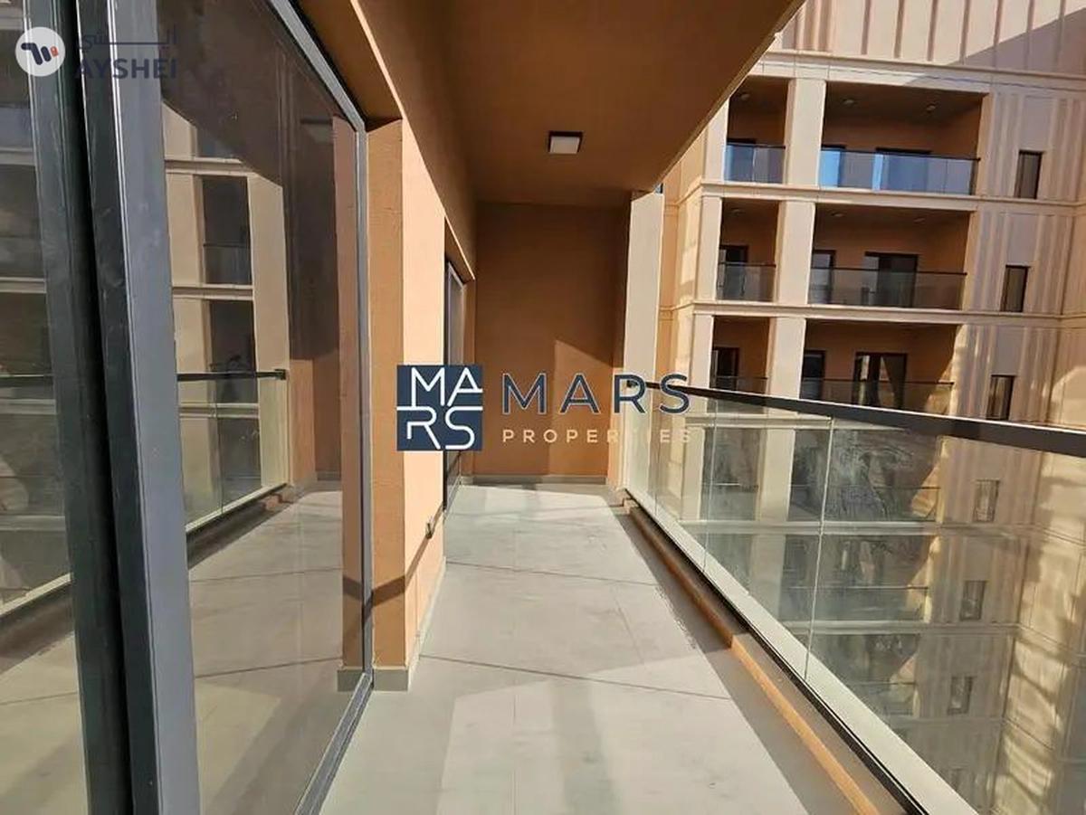 Spacious Layout | Ready to Move In | Prime Location-5-5