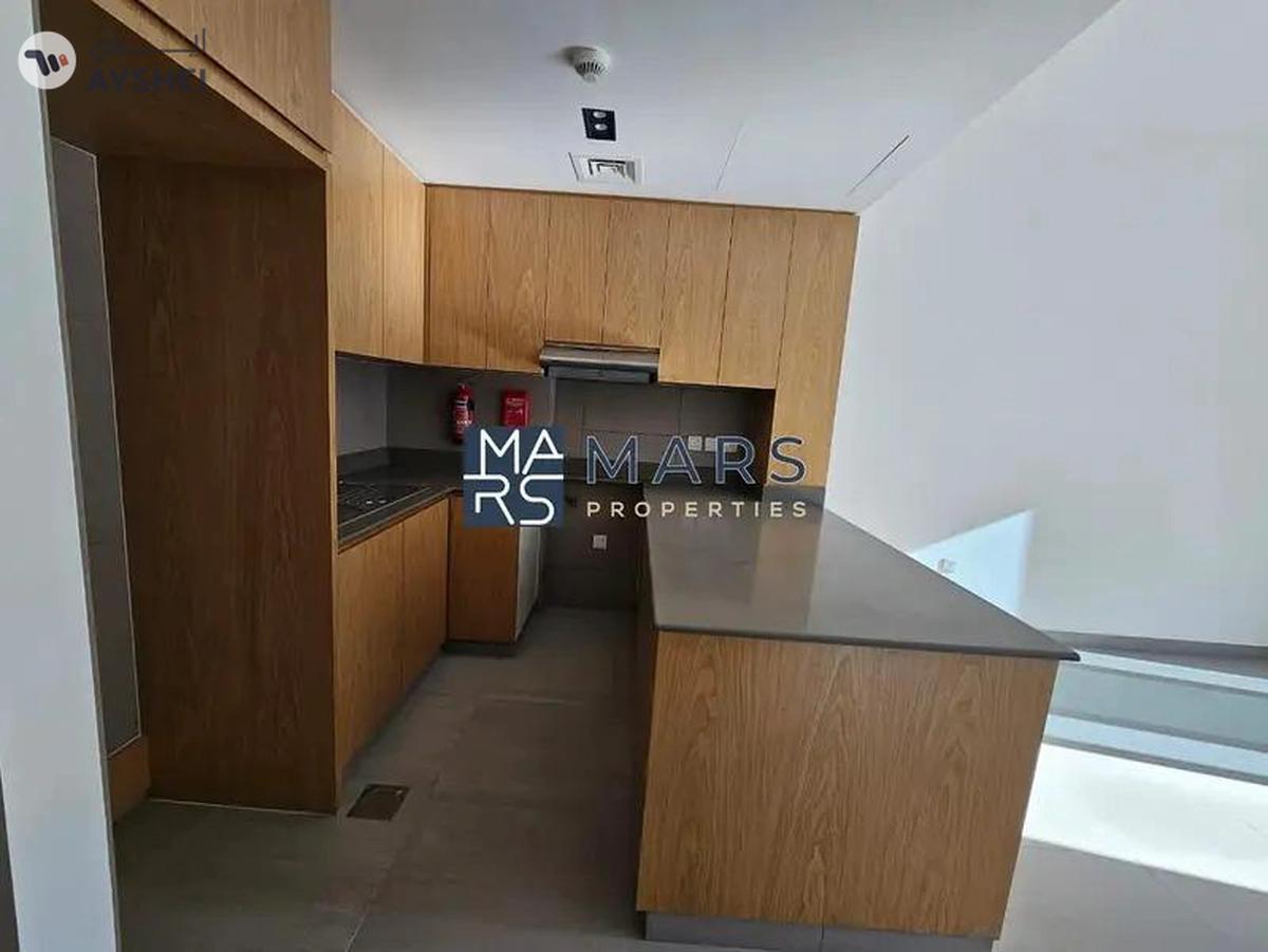 Spacious Layout | Ready to Move In | Prime Location-8-8