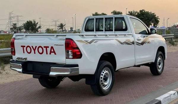 Toyota Hilux Toyota Hilux HILUX SC 2.7L 4X4