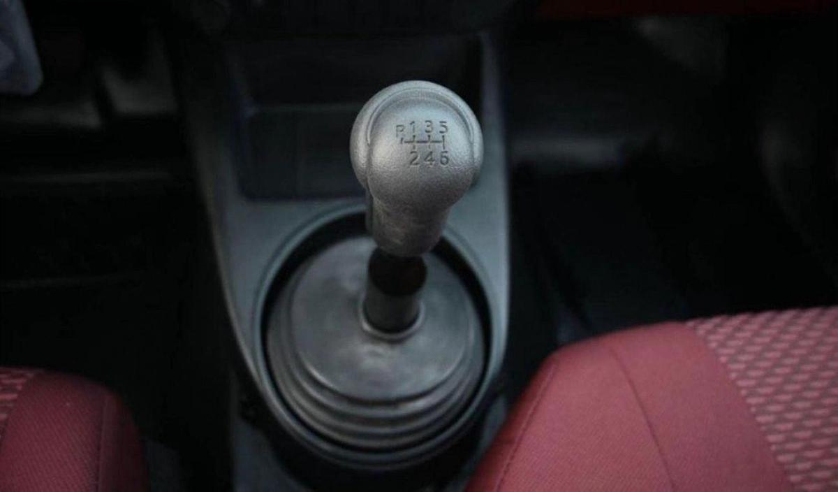 Toyota Hilux Toyota Hilux HILUX SC 2.7L 4X4-6-6