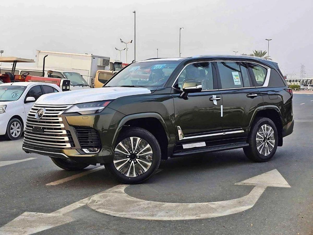Lexus LX 600 URBAN / 3.5L V6 / HEADUP DISPLAY / PWR SEATS / DVD+KICK SENSORS / 360*CAMERA (CODE # LX6U)-0-0