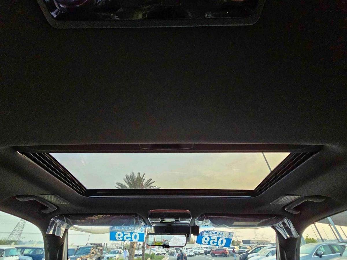 Lexus LX 600 URBAN / 3.5L V6 / HEADUP DISPLAY / PWR SEATS / DVD+KICK SENSORS / 360*CAMERA (CODE # LX6U)-12-12