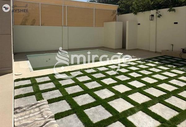 TOWNHOUSE FOR SALE IN CONTEMPORARY STYLE, AL REEF VILLAS