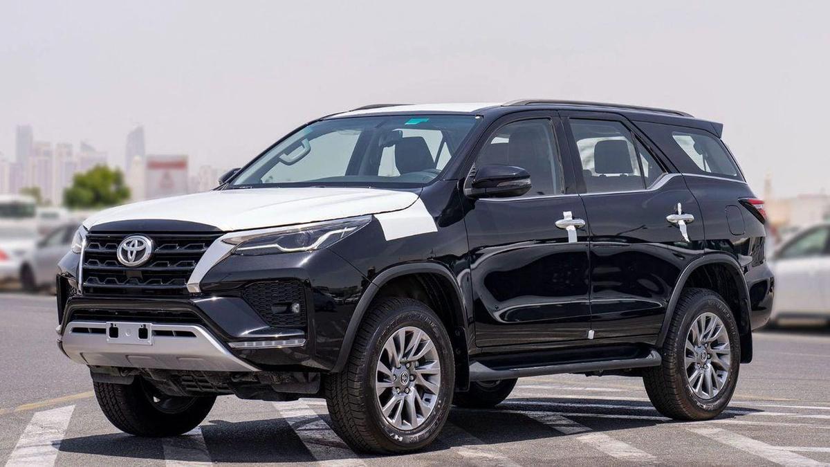 Toyota Fortuner VXR 4.0L (278 HP) FORTUNER VXR V6 4.0L-2-2