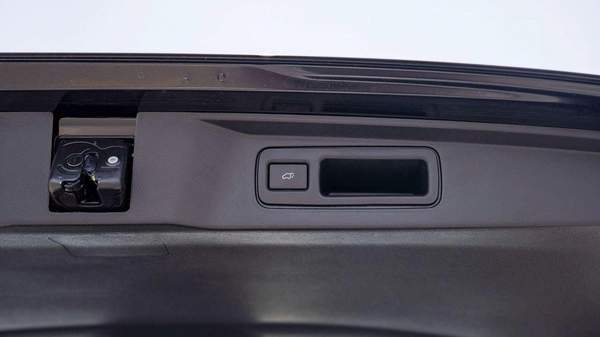 Toyota Fortuner VXR 4.0L (278 HP) FORTUNER VXR V6 4.0L