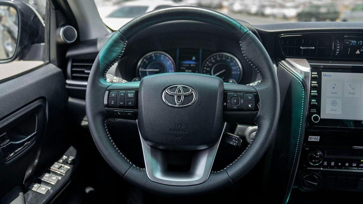 Toyota Fortuner VXR 4.0L (278 HP) FORTUNER VXR V6 4.0L-13-13