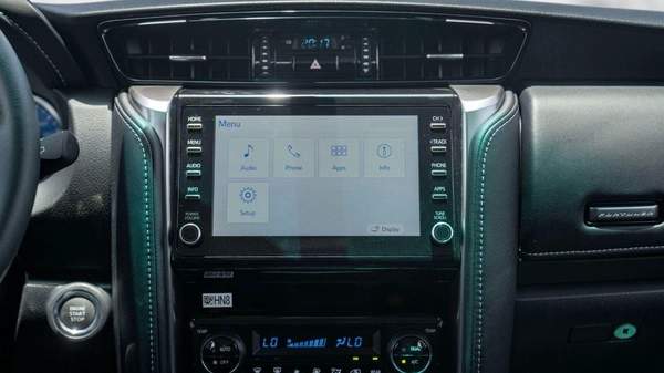 Toyota Fortuner VXR 4.0L (278 HP) FORTUNER VXR V6 4.0L