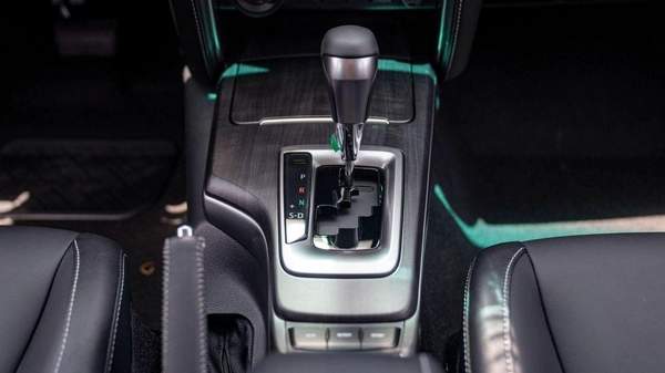 Toyota Fortuner VXR 4.0L (278 HP) FORTUNER VXR V6 4.0L