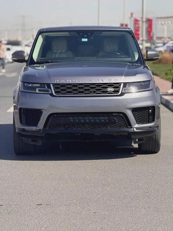 2020- RANGE ROVER SPORT HSE - AMERICAN SPECES - ONLY 146,000 KM