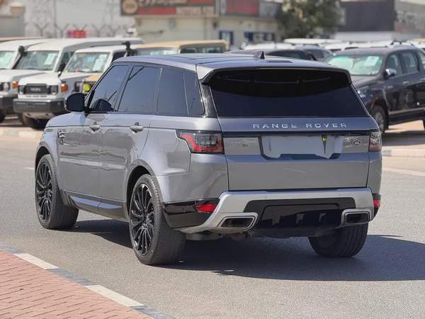 2020- RANGE ROVER SPORT HSE - AMERICAN SPECES - ONLY 146,000 KM