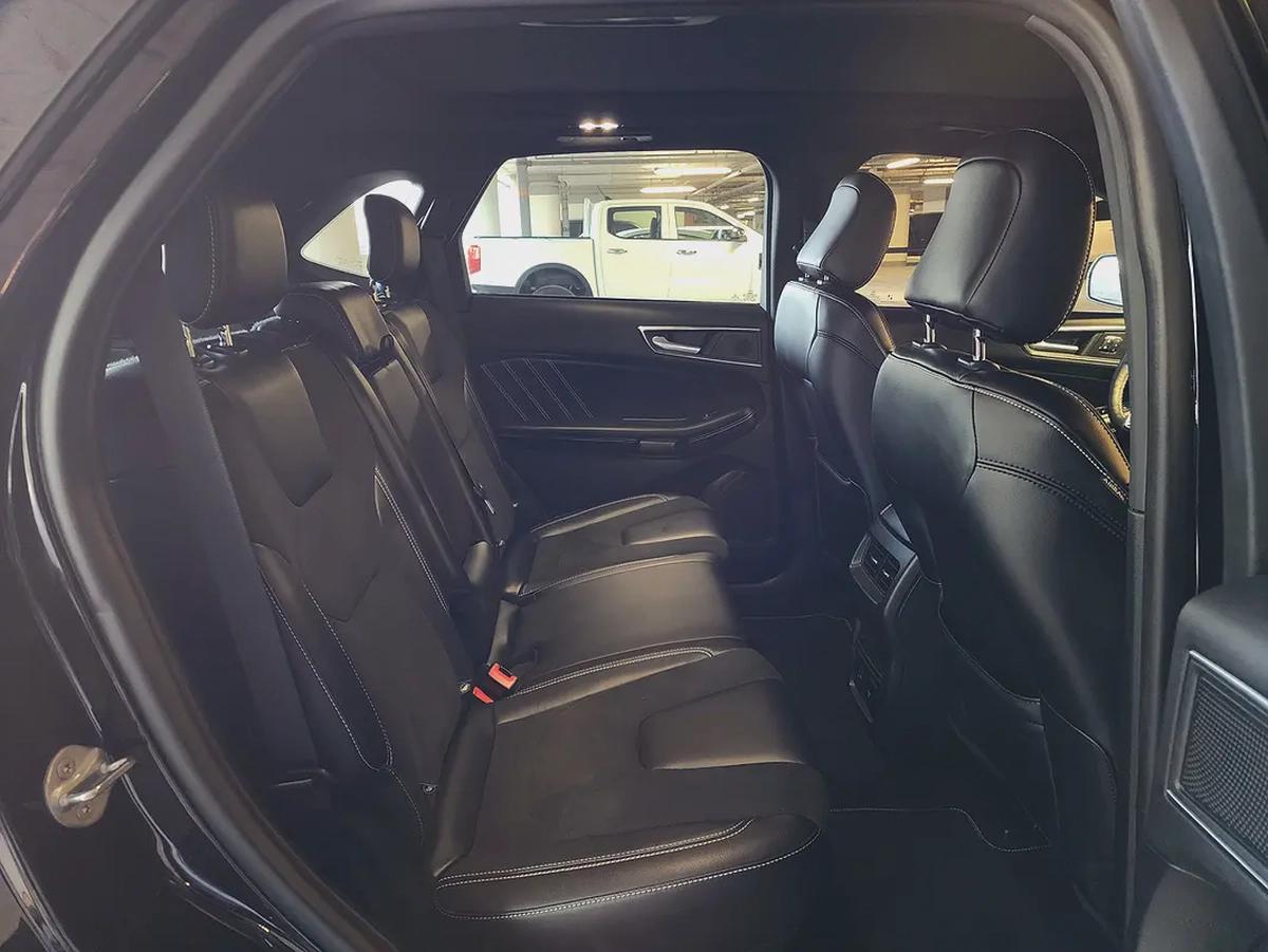 Ford Edge ST V6 2.7 EcoBoost 2022 Model GCC Specs With Full Service History And Warranty Till OCT 27-11-11