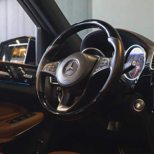 AED 2,682 P.M • 0% Downpayment • Mercedes GLS500 • 1 Year Warranty