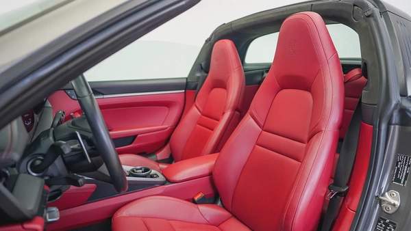 Special Offer | AED 9,533 PM | Porsche Warranty, Low KM | 911 Targa 4