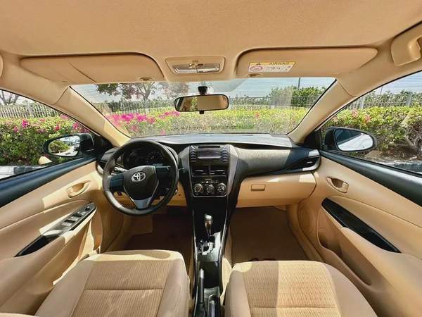 592/- AED Toyota Yaris 2022 1.5L || GCC Specs ||Accident Free100% Low KM