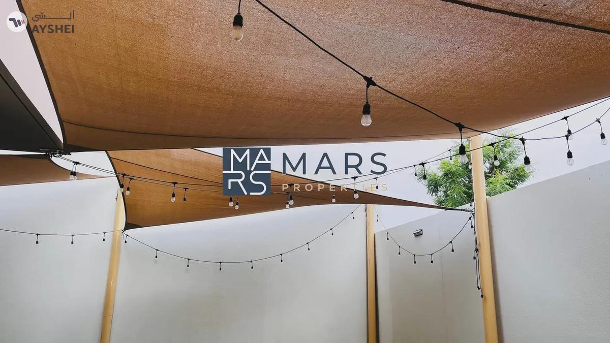 3 BEDROOMS - BIGGEST LAYOUT -SPACIOUS - FREEHOLD-3-3